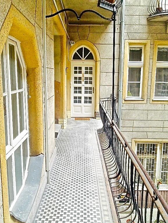 Manhattan Studio Budapest Camera foto